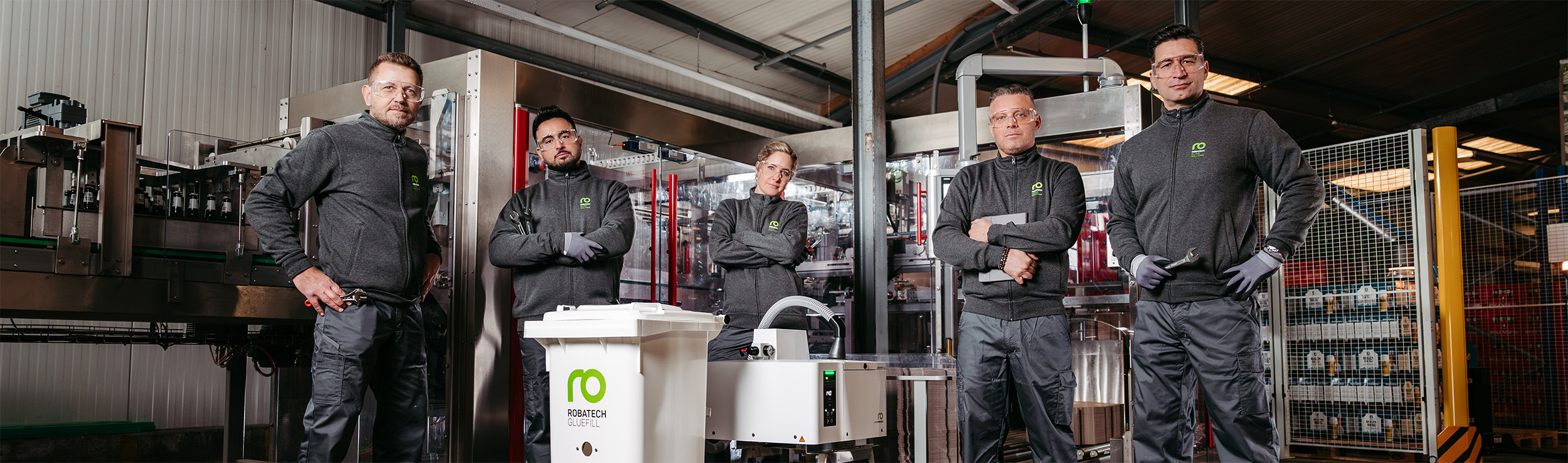 The best service: Robatech employees in work clothes are always there to assist customers.